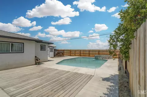 408 E Woodrow St, Taft, CA 93268 photo 36