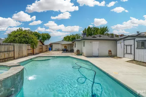 408 E Woodrow St, Taft, CA 93268 photo 27
