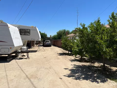 517 Polk St, Taft, CA 93268 photo 19