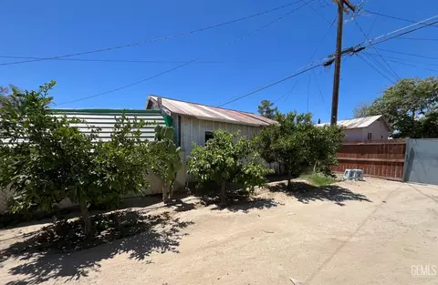 517 Polk St, Taft, CA 93268 photo 18