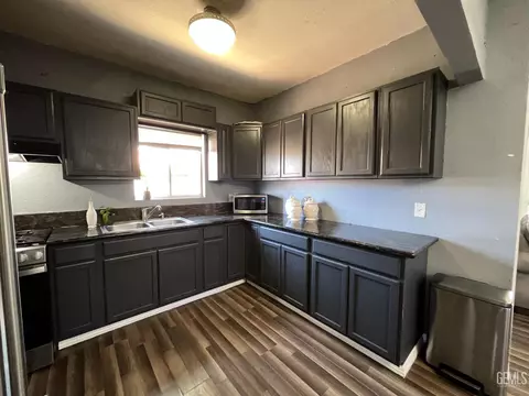 517 Polk St, Taft, CA 93268 photo 9