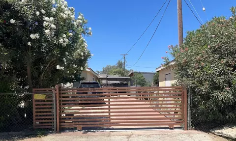 5349 Weedpatch Hwy, Bakersfield, CA 93307 photo 2