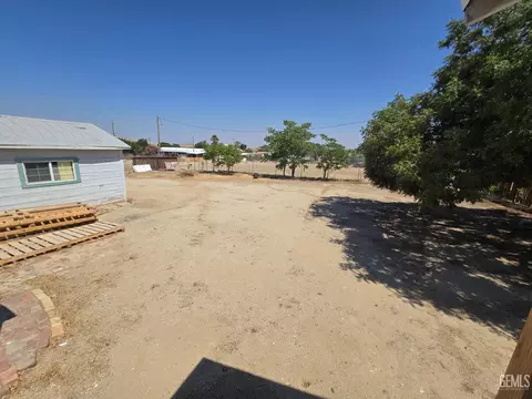 Exterior - 23321 Baker Ave, Fellows, CA 93224 photo 5 of 12