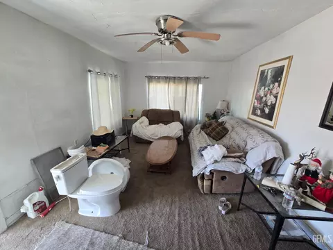 Living - 23321 Baker Ave, Fellows, CA 93224 photo 1 of 2