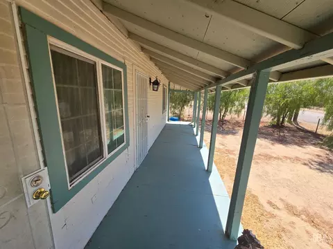 Exterior - 23321 Baker Ave, Fellows, CA 93224 photo 2 of 12
