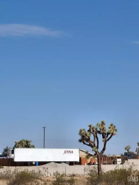 20317 E Avenue J Ave, Lancaster, CA 93535 photo 9