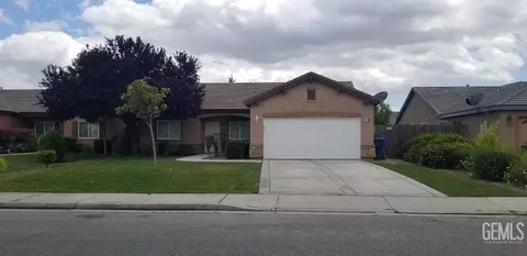 10609 Montemar Dr, Bakersfield, CA 93311