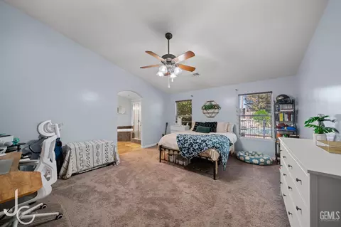 101 Terrace Dr, Taft, CA 93268 photo 22