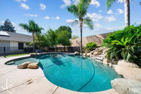 101 Terrace Dr, Taft, CA 93268 photo 32
