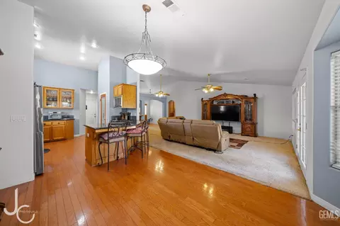 101 Terrace Dr, Taft, CA 93268 photo 12