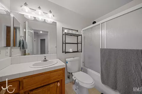 101 Terrace Dr, Taft, CA 93268 photo 18