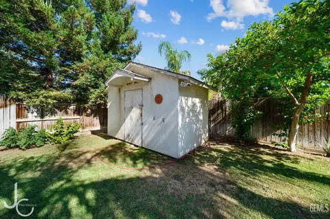 101 Terrace Dr, Taft, CA 93268 photo 38