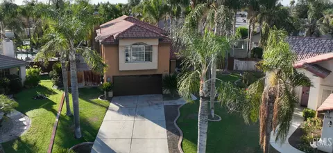 6208 Trinidad Ct, Bakersfield, CA 93313
