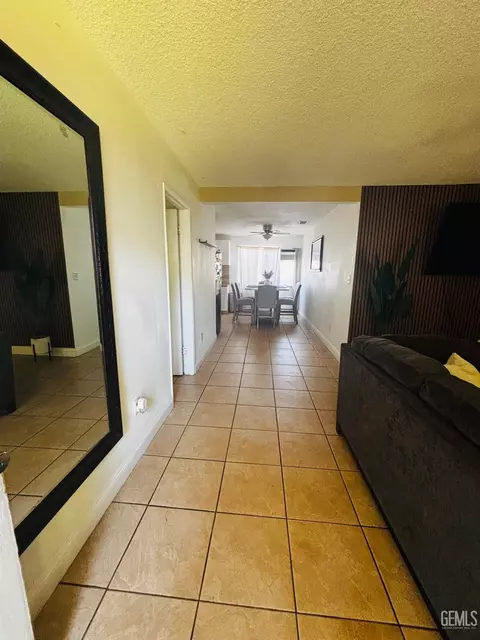 Entry Way - 795 S Derby St, Arvin, CA 93203 photo 1 of 1