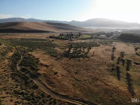 0 Tucker Rd, Tehachapi, CA 93561 photo 7