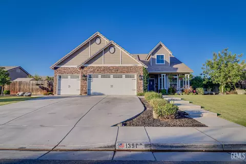 13906 Star Shine Dr, Bakersfield, CA 93314