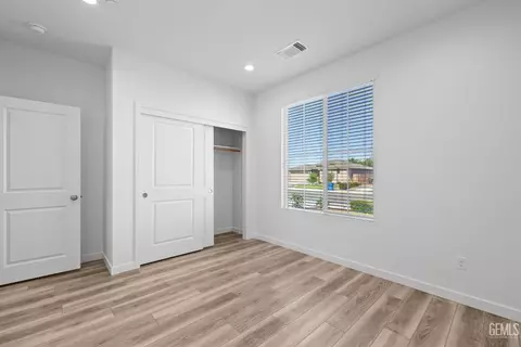 Other - 5817 Eiffel Pl, Bakersfield, CA 93311 photo 4 of 17