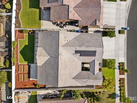 1709 Apsley Ct, Bakersfield, CA 93311 photo 9