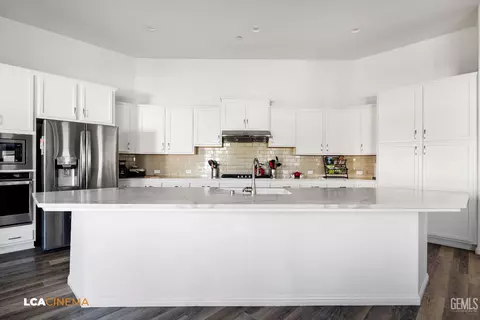1709 Apsley Ct, Bakersfield, CA 93311 photo 13