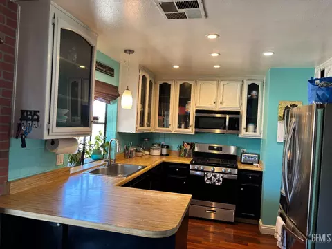 21631 San Gabriel Dr, Tehachapi, CA 93561 photo 4