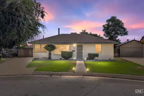1521 Esther, Bakersfield, CA 93308