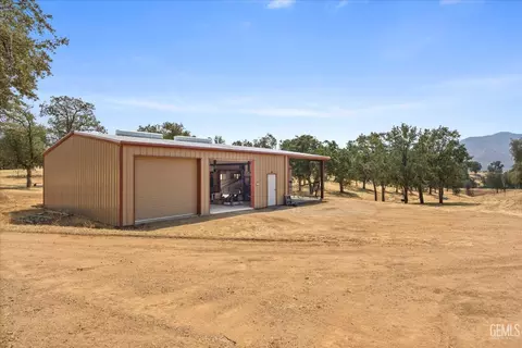 Other - 42177 Buckeye St, Caliente, CA 93518 photo 14 of 17
