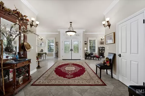 Entry Way - 42177 Buckeye St, Caliente, CA 93518 photo 3 of 10