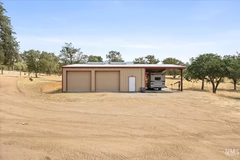 Other - 42177 Buckeye St, Caliente, CA 93518 photo 13 of 17