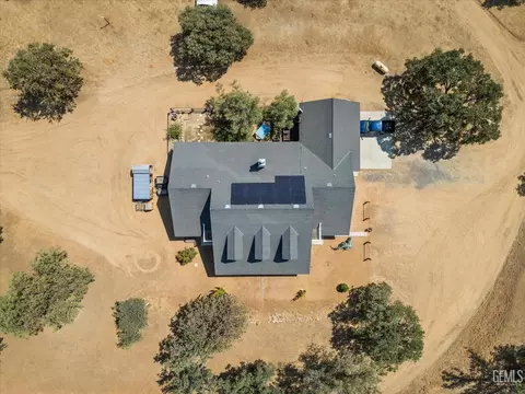 View/Area - 42177 Buckeye St, Caliente, CA 93518 photo 1 of 4