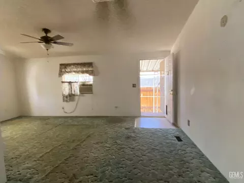 6309 Springbrook Dr, Bakersfield, CA 93307 photo 11