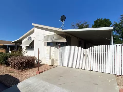 6309 Springbrook Dr, Bakersfield, CA 93307 photo 1