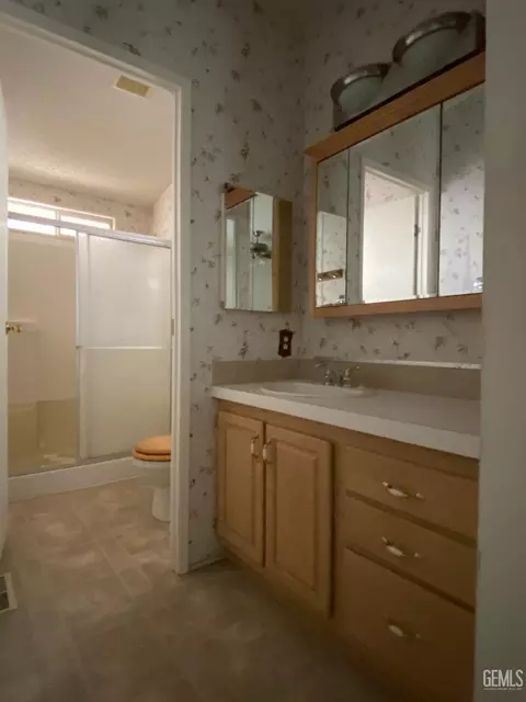 6309 Springbrook Dr, Bakersfield, CA 93307 photo 25