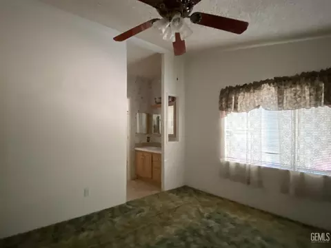 6309 Springbrook Dr, Bakersfield, CA 93307 photo 23