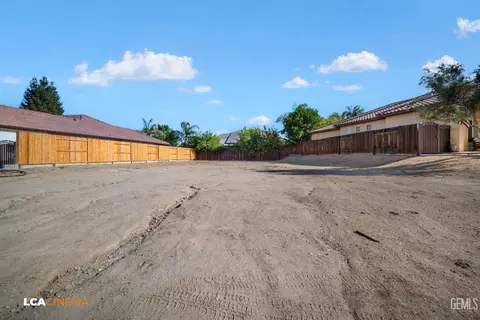 14906 Colonia De Las Rosas, Bakersfield, CA 93306