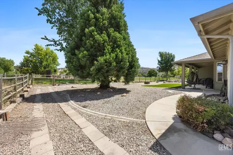 23910 Basin Harbor Ct, Tehachapi, CA 93561 photo 9