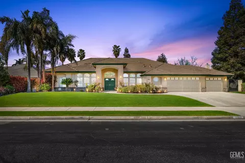 11510 Finsbury Ct, Bakersfield, CA 93312