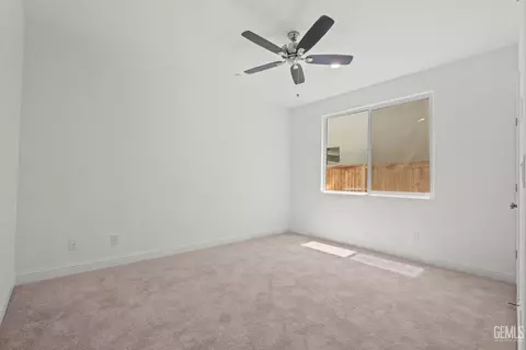 Bedroom - 3318 Cedar Valley Ln, Shafter, CA 93263 photo 1 of 5