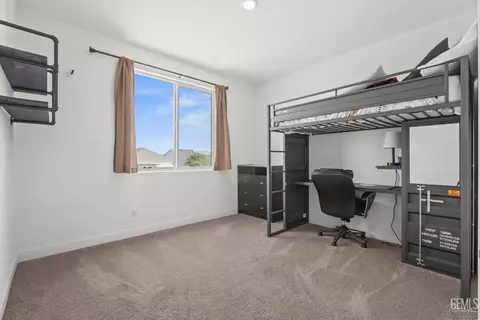 Bedroom - 3318 Cedar Valley Ln, Shafter, CA 93263 photo 3 of 5