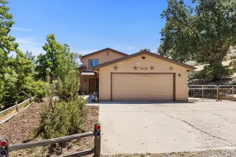 Exterior - 26520 Brian Pl, Tehachapi, CA 93561 photo 11 of 13