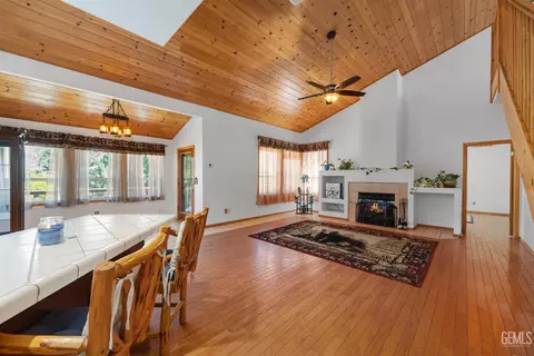 Other - 26520 Brian Pl, Tehachapi, CA 93561 photo 3 of 10
