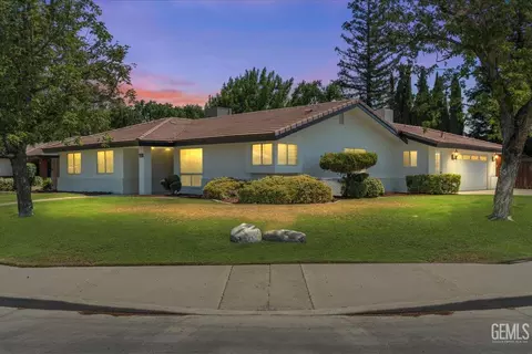 5100 Ruth Ct, Bakersfield, CA 93308