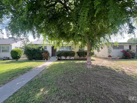 232 Western Dr, Bakersfield, CA 93309