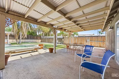 718 Requa Ct, Bakersfield, CA 93306 photo 32