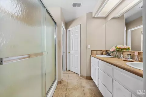 718 Requa Ct, Bakersfield, CA 93306 photo 24