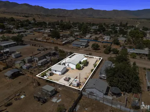 5464 Isabel Dr, Weldon, CA 93283 photo 11