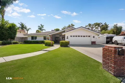 5201 Roy Ct, Bakersfield, CA 93308