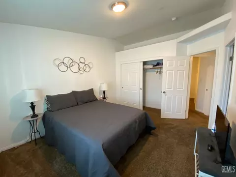 421 Salazar Ave, Bakersfield, CA 93307 photo 25