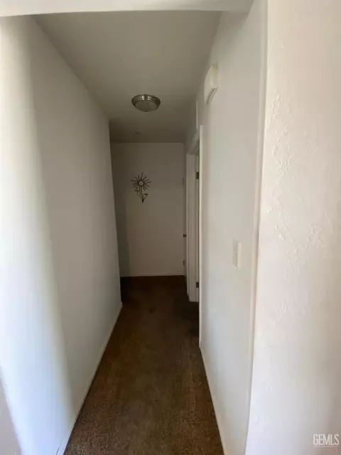 421 Salazar Ave, Bakersfield, CA 93307 photo 13