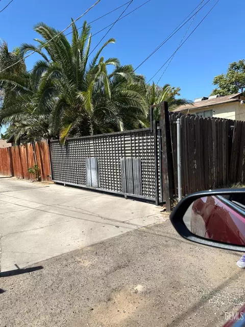 314 Monterey St, Bakersfield, CA 93305