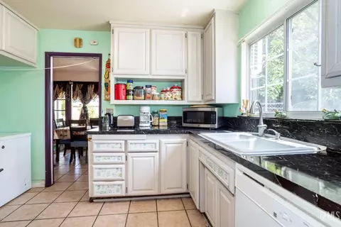 6402 Graves Ave, Van Nuys, CA 91406 photo 14